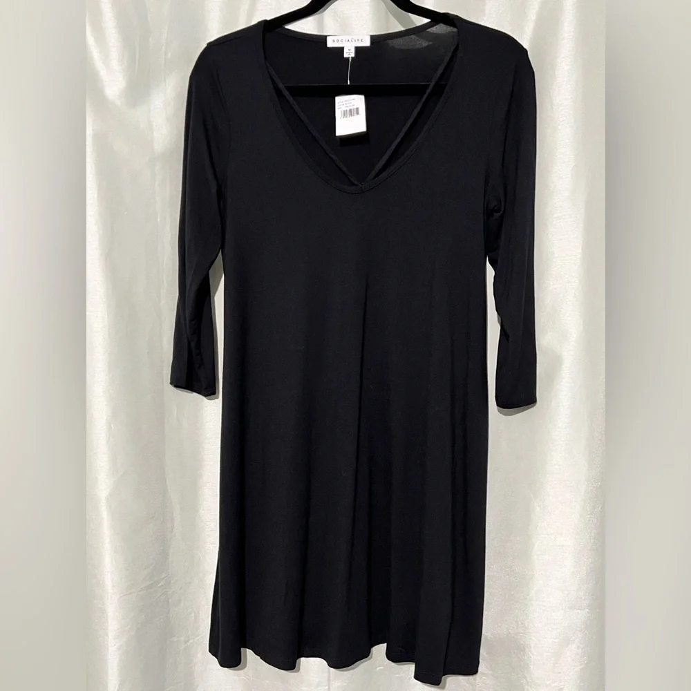 Socialite‎ V Cut Long Sleeve Mini Dress pull over flowy black size medium USA